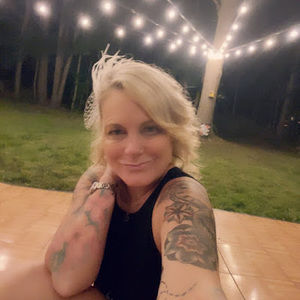 Meet your Posher, Cary ann